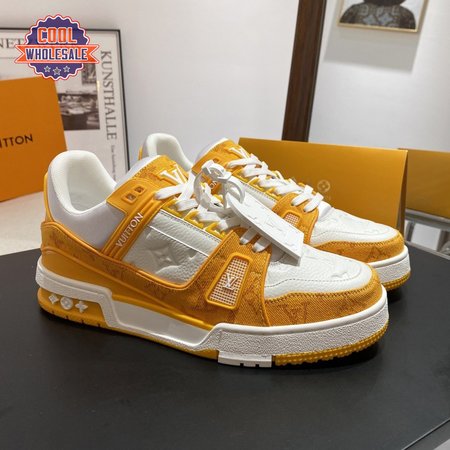 trainer white orange
