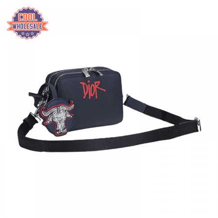 Dior Pouch With Shoulder Strap - DBB006