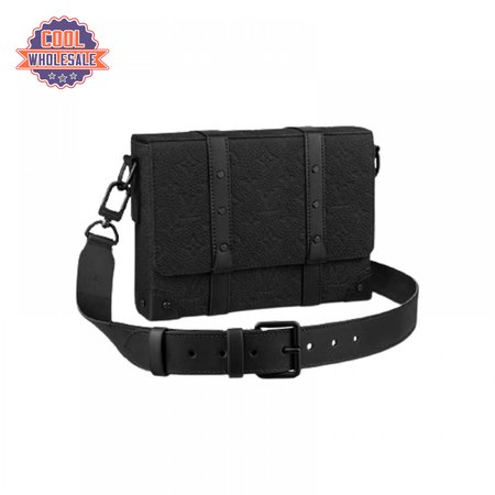 trunk messenger bag taurillon monogram leather lmb016