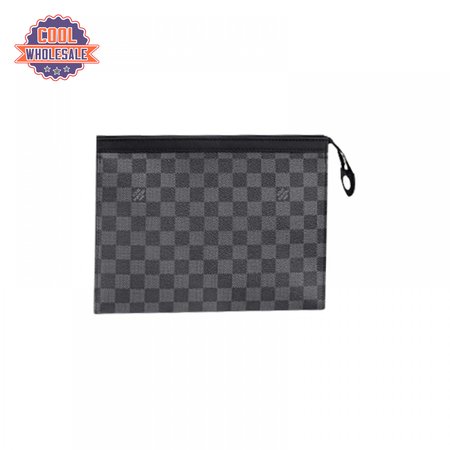 pochette voyage mm monogram eclipse lp54