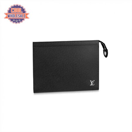 pochette voyage taiga leather m30450