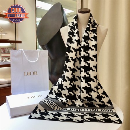 dior 30 montaigne scarfs