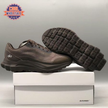 Alo Yoga Runner Brown