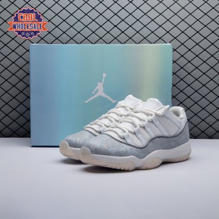 Air Jordan 11 Low "Year of the Snake" HQ7000-001 Unisex