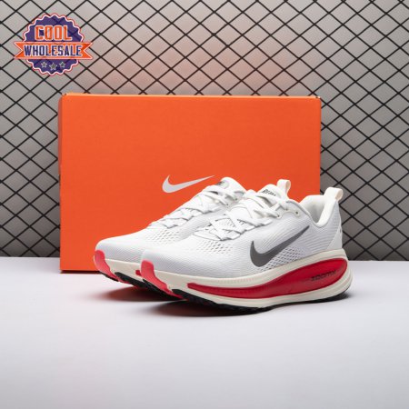 Nike Vomero 18 Platinum Tint Siren Red Light Smoke Grey Metallic Pewter HM6803-001 Unisex