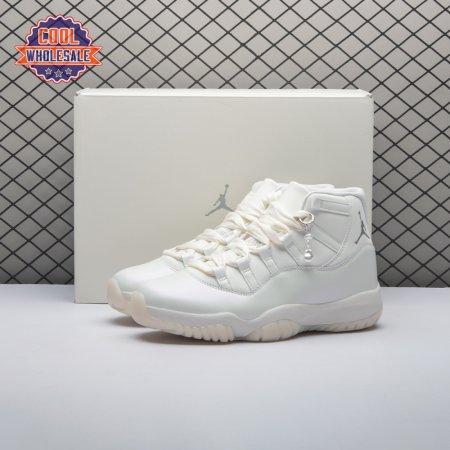 Jordan 11 Retro Pearl Unisex
