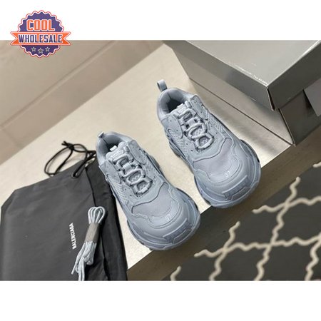 BALENCIAGA TRIPLE S SNEAKER - BB175