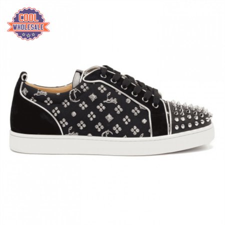 CHRISTIAN LOUBOUTIN LOW TOP SNEAKER - CL74