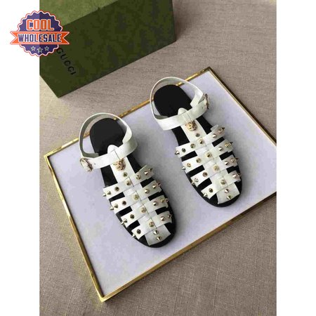 GUCCI SANDAL WITH DOUBLE G - SDG003